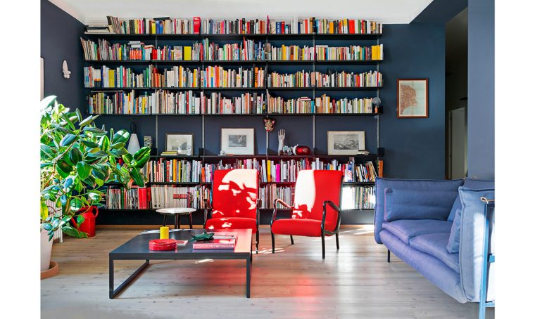 Design e fai-da-te si sposano nell’appartamento Art Déco
