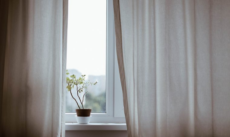 Le pieghe sottolineano lo stile delle tende: ecco le 5 più utilizzate