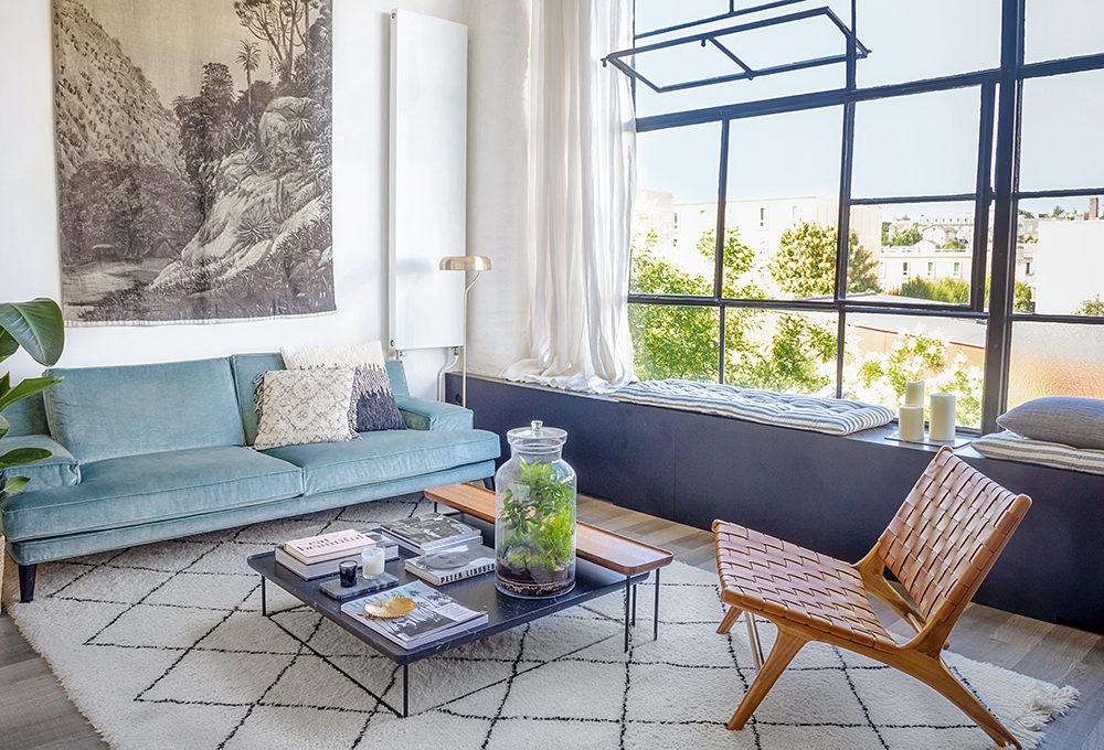 Soluzioni smart e trasparenze in un loft parigino