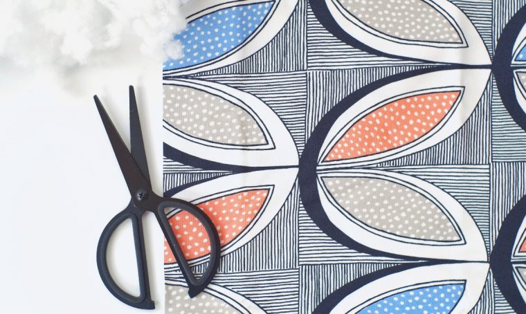 Come realizzare un pouf di stoffa