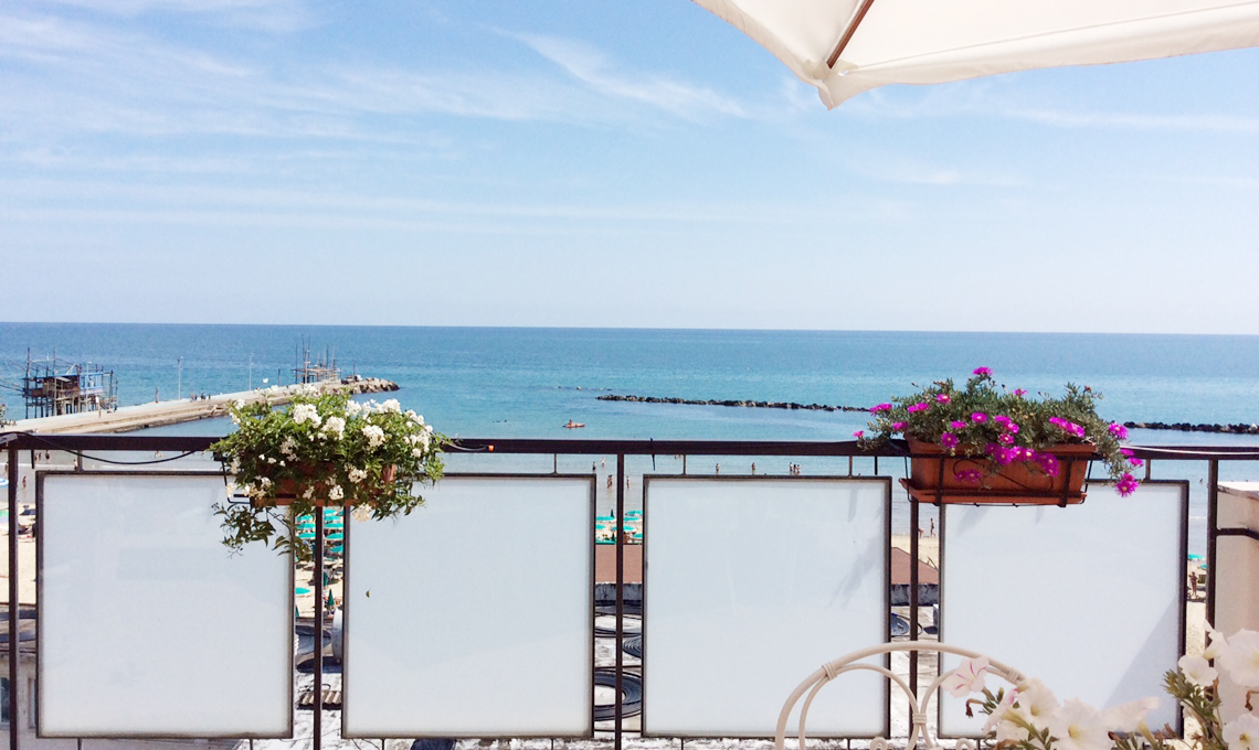 balcone al mare