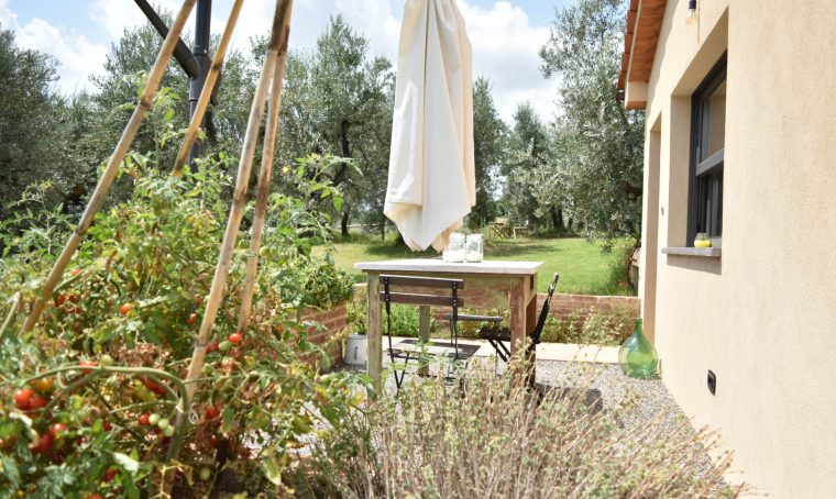 Un antico podere ristrutturato sulle colline toscane