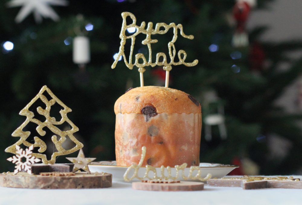 Natale: 5 idee fai-da-te con la colla a caldo per decorare la tavola