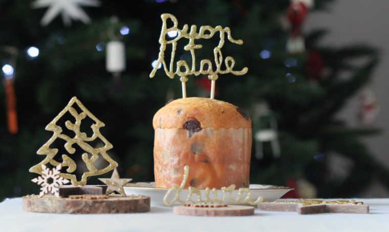 Natale: 5 idee fai-da-te con la colla a caldo per decorare la tavola