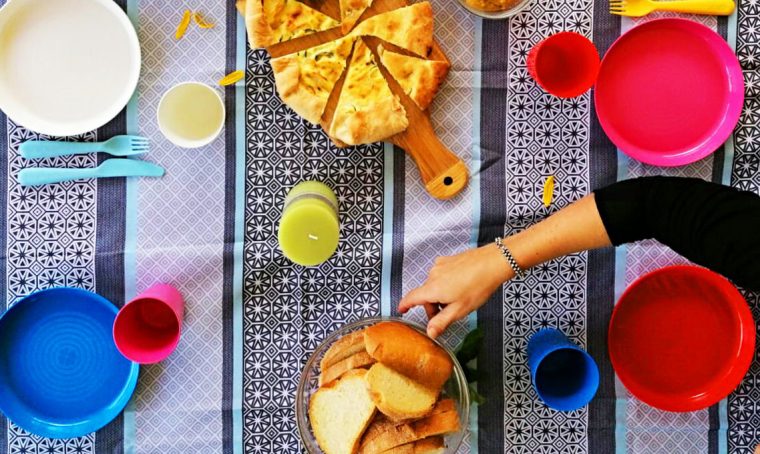 Le stoviglioteche: l’alternativa a piatti e bicchieri di plastica