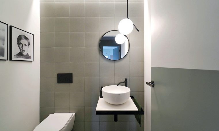 Anche un bagno piccolo può avere un grande stile
