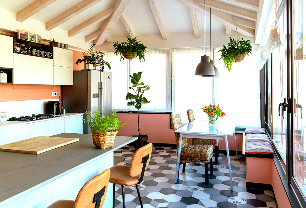 Chiudere il terrazzo per portare la cucina in veranda