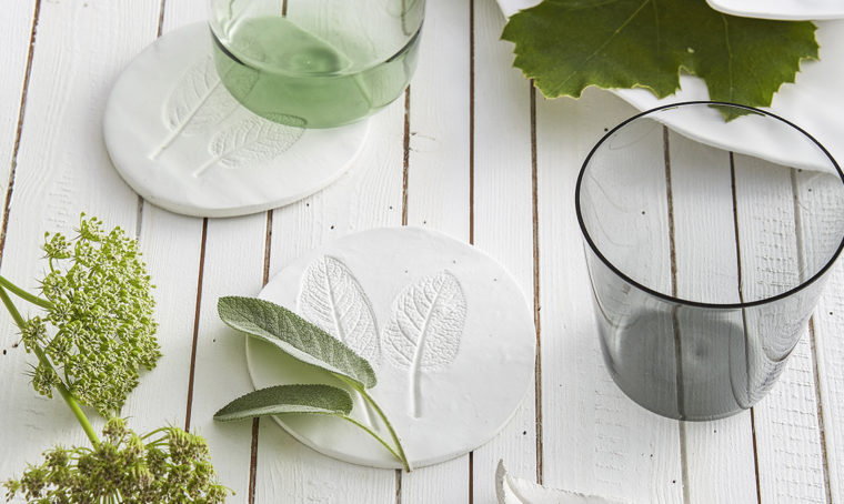 Crea i sottobicchieri con la pasta di ceramica