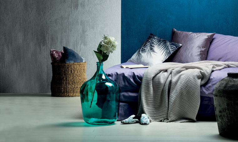 Dona luce alle pareti con le pitture effetto seta