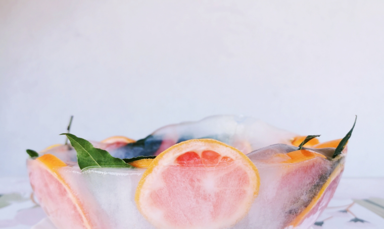 Come realizzare la boule di ghiaccio e frutta