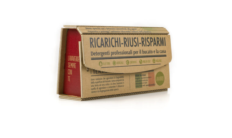 Un regalo utile e insolito: il kit di detersivi eco