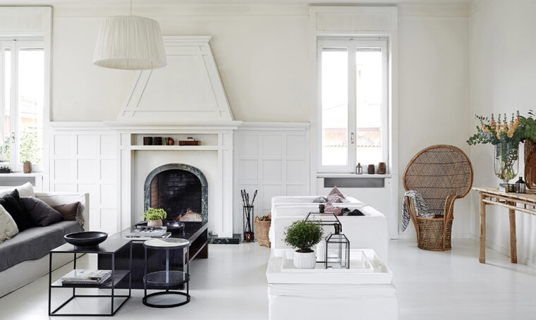 Gusto svedese e tradizione italiana nella family home all’insegna del bianco