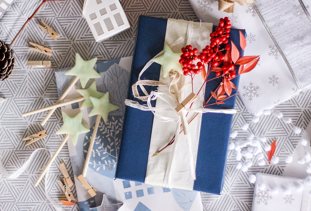 Stelle di pasta di mais per decorare i pacchetti di Natale