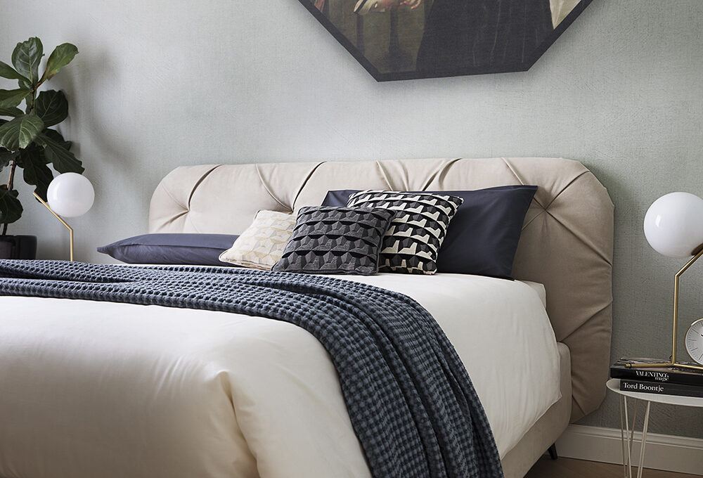 VIDEO: Il letto capitonné cambia look