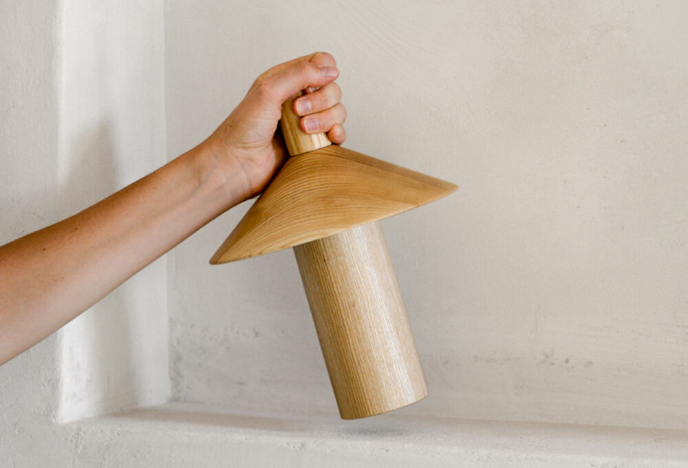 Punto luce: la lampada portatile Pepa