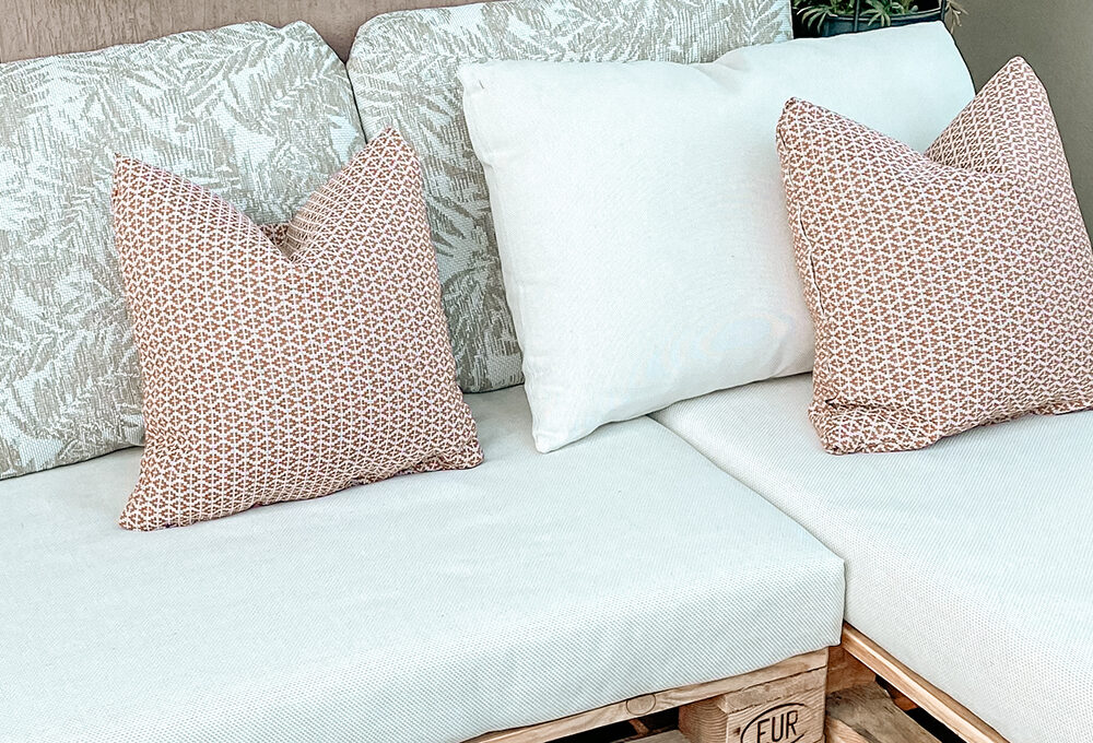 Come realizzare un salotto outdoor con i pallet