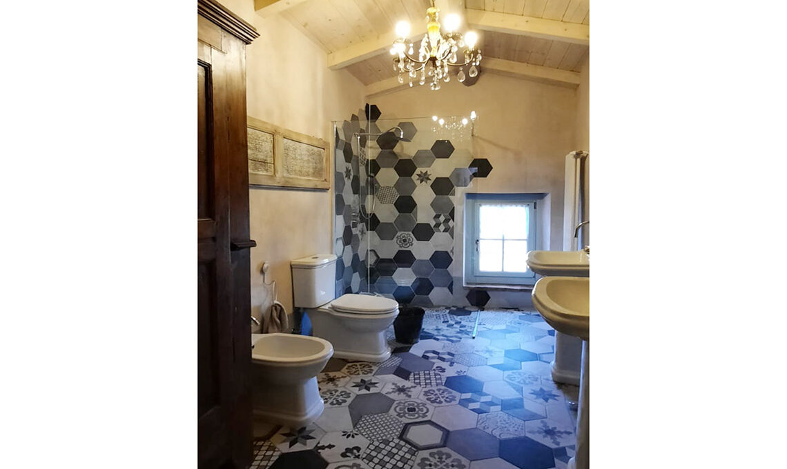 Antico casale ristrutturato bagno