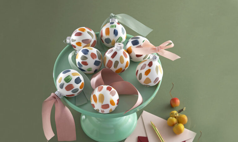 Natale: come realizzare le palline d’artista