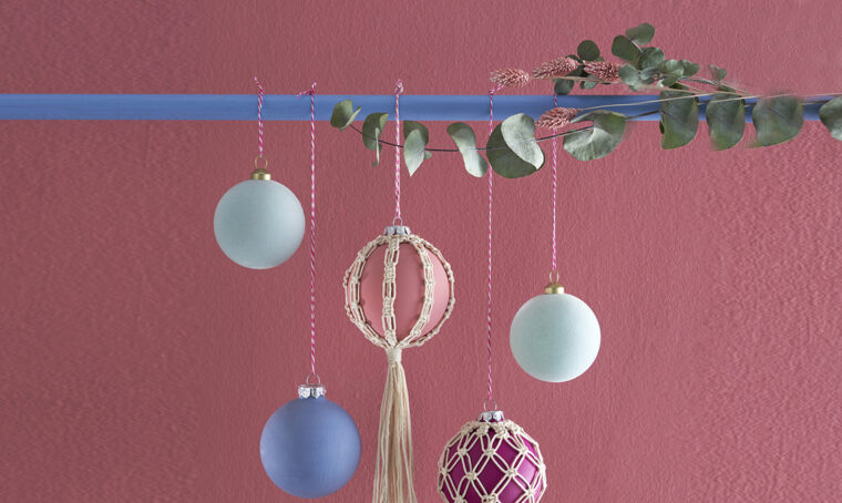 Natale: le palline fai-da-te in macramè