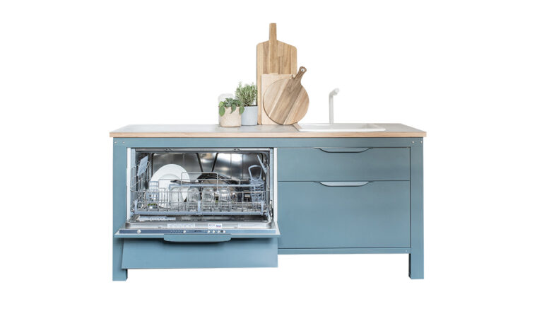 Compro tutto online: anche cucina, letto, stufa e…