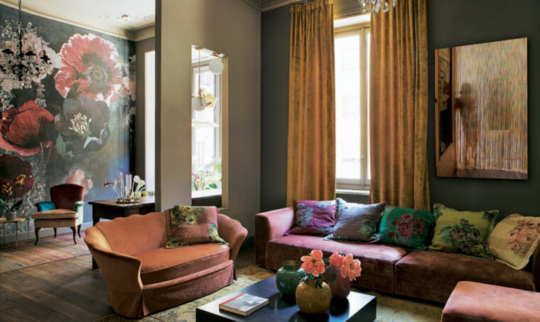 L’eleganza ‘tattile’ di tessuti & velluti nella casa della textile designer