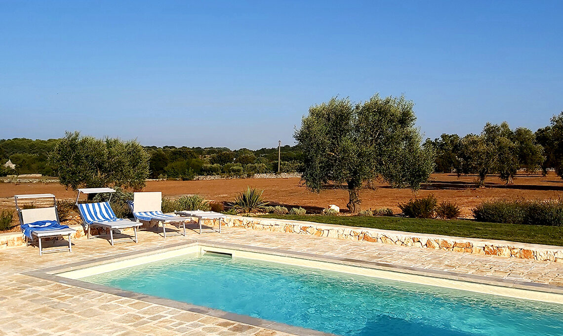 Trullo con piscina