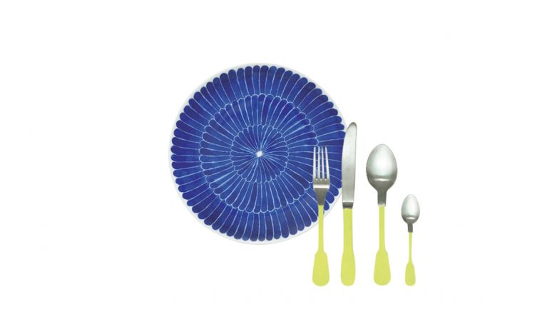 Piatti & posate per pranzi e cene all’insegna del décor