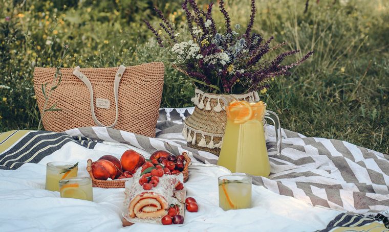 Plaid da picnic per pranzi e merende all’aperto