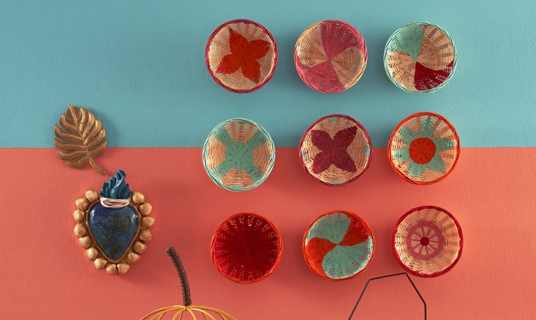 Decora le pareti con i cestini dipinti