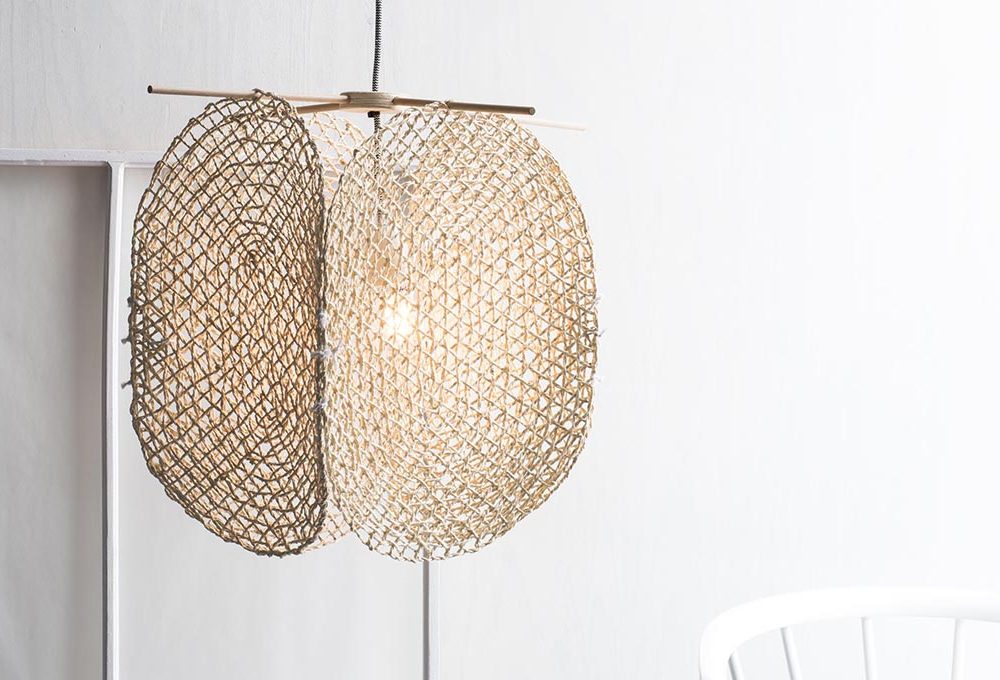 Idee creative sul filo degli intrecci: realizzare una lampada