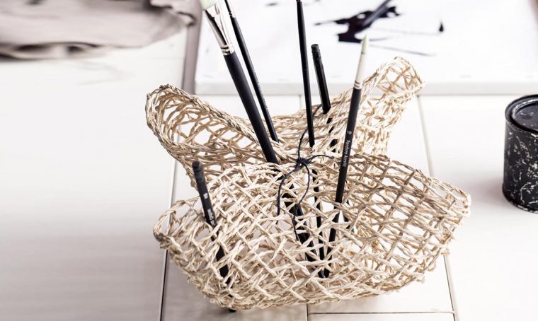 Idee creative sul filo degli intrecci: realizzare un portapenne