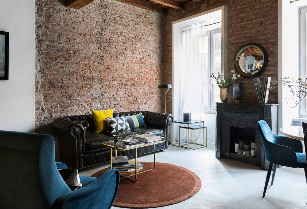 Come arredare il soggiorno in stile rustico-glam