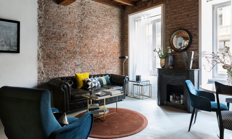 Come arredare il soggiorno in stile rustico-glam