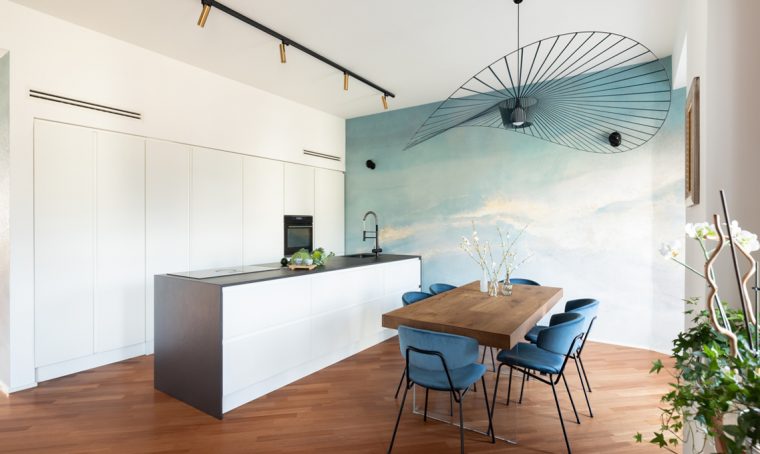 Un restyling ispirato ai colori del cielo