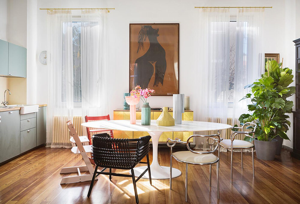 Abbinamenti inediti e spirito libero nella casa milanese di Jennifer Missoni
