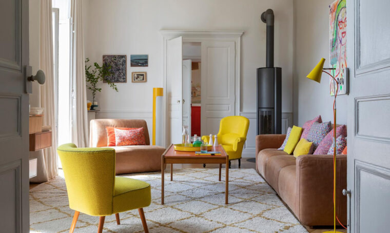 Lo stile borghese si rivitalizza grazie al giallo