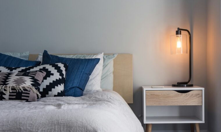 L’amministratore risponde: chi paga per le infiltrazioni in camera da letto?