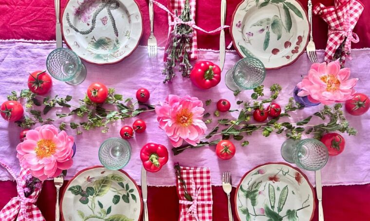 Dall’orto al giardino: una tavola in rosso